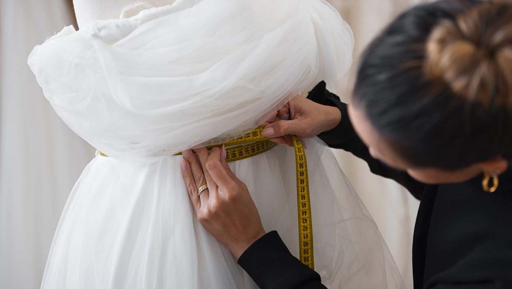 Perfect wedding dress for pear-shaped body