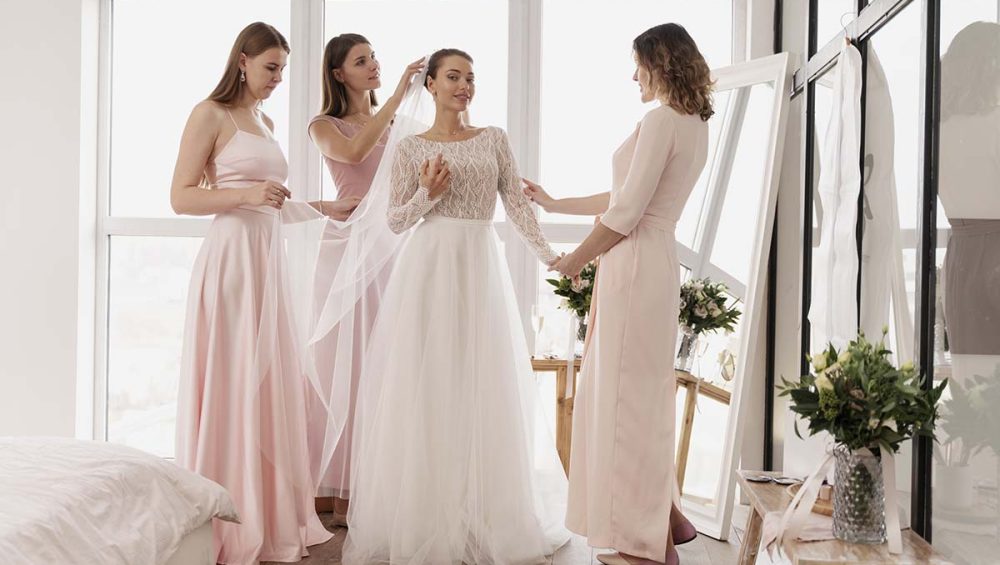 Elegant wedding dress UAE