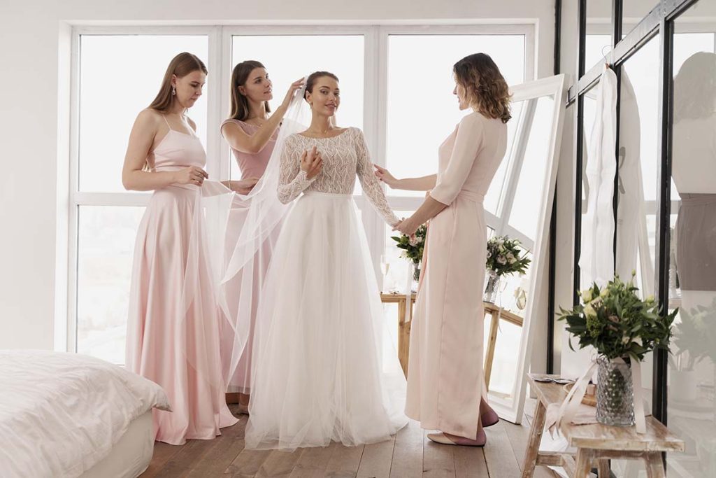 Elegant wedding dress UAE